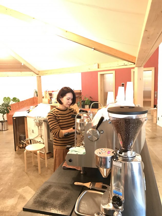 20161108_040459119_ios